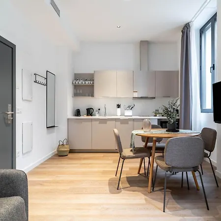 Limehome Calle Granada *