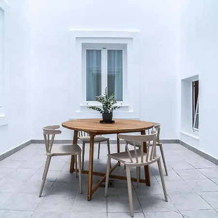 Limehome Calle Granada