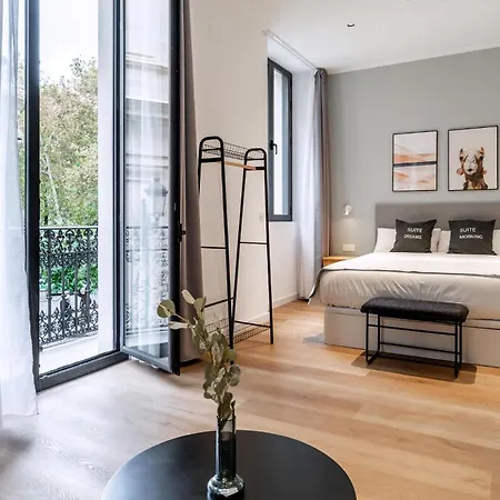 Limehome Calle Granada Appartement *